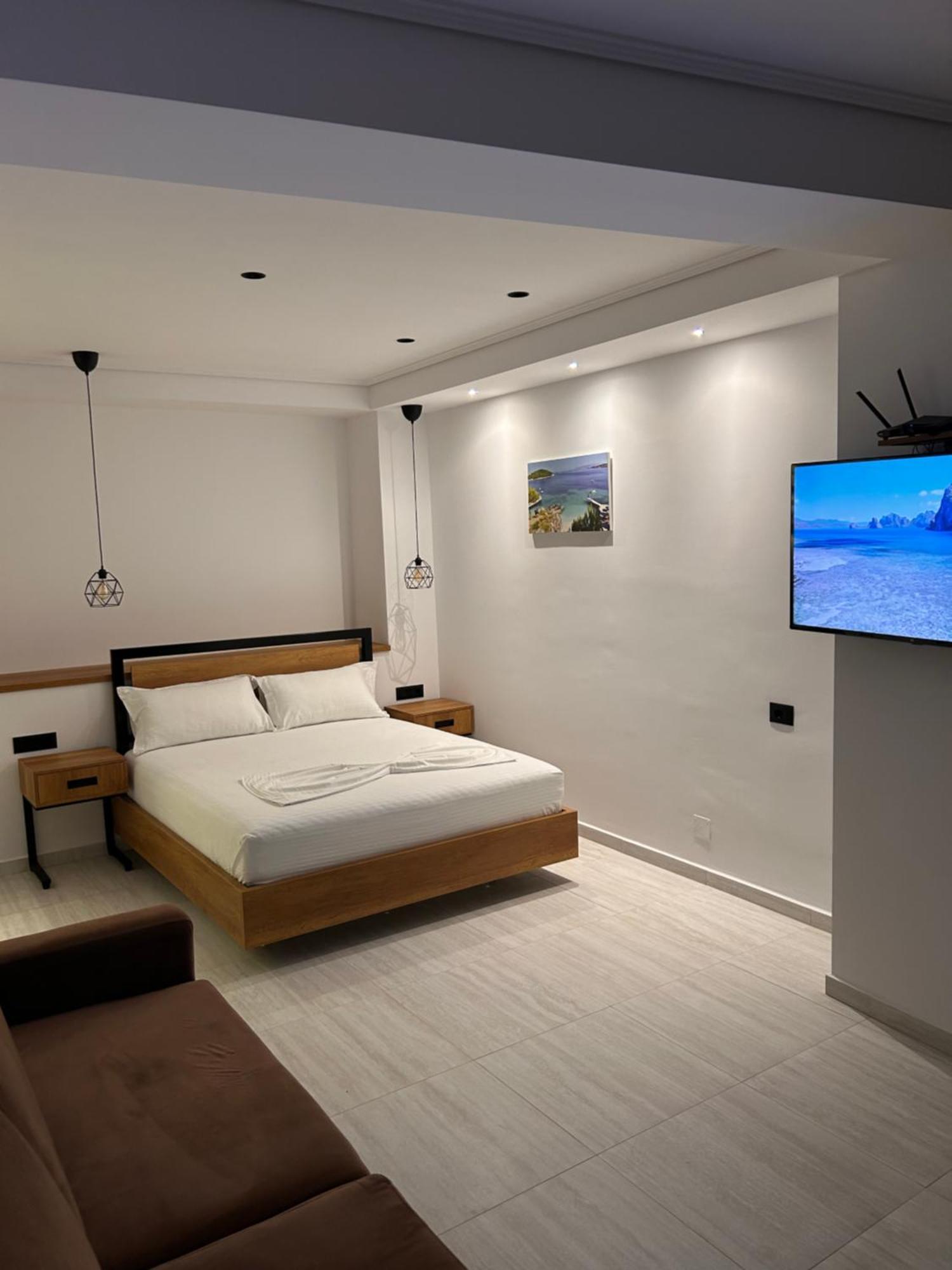 Crown Apartment Saranda Dış mekan fotoğraf