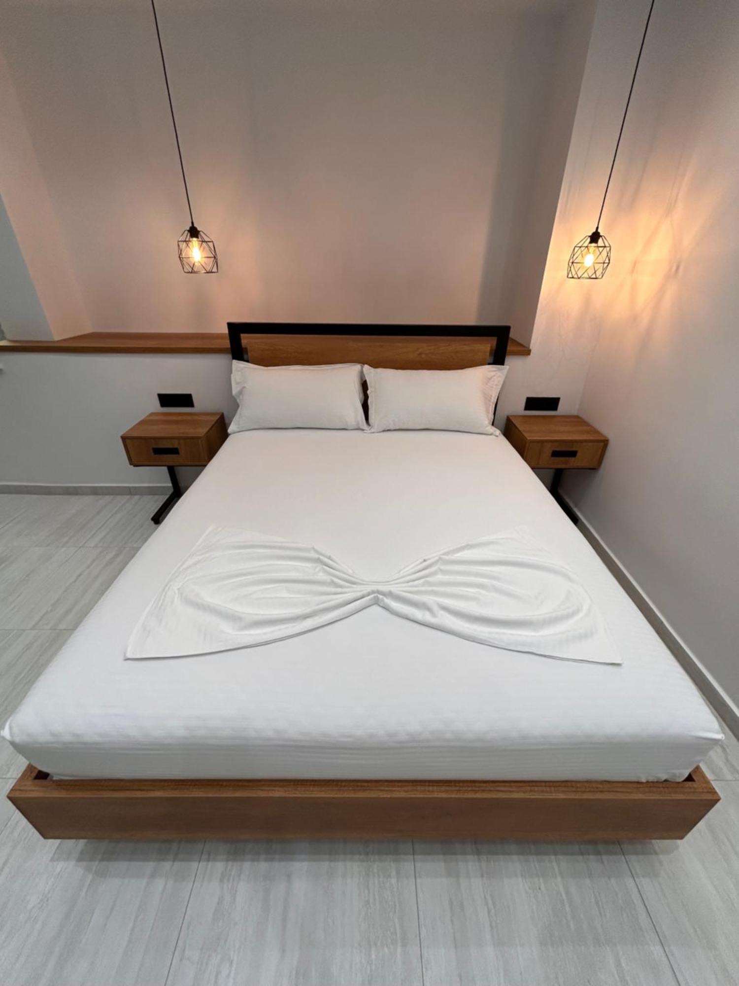 Crown Apartment Saranda Dış mekan fotoğraf